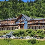 Guzet-pyrenees-pied Des Pistes * Ustou