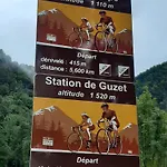 Guzet-pyrenees-pied Des Pistes Ustou
