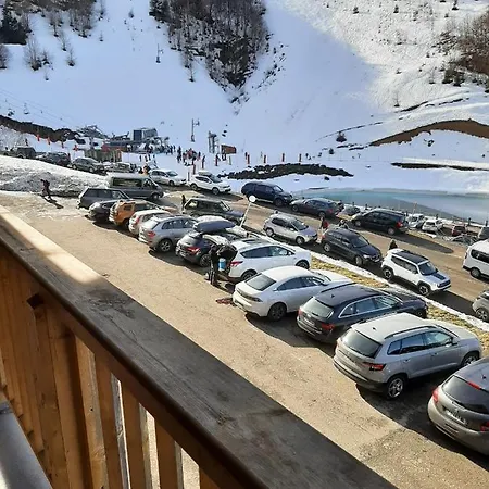 Guzet-pyrenees-pied Des Pistes Ustou